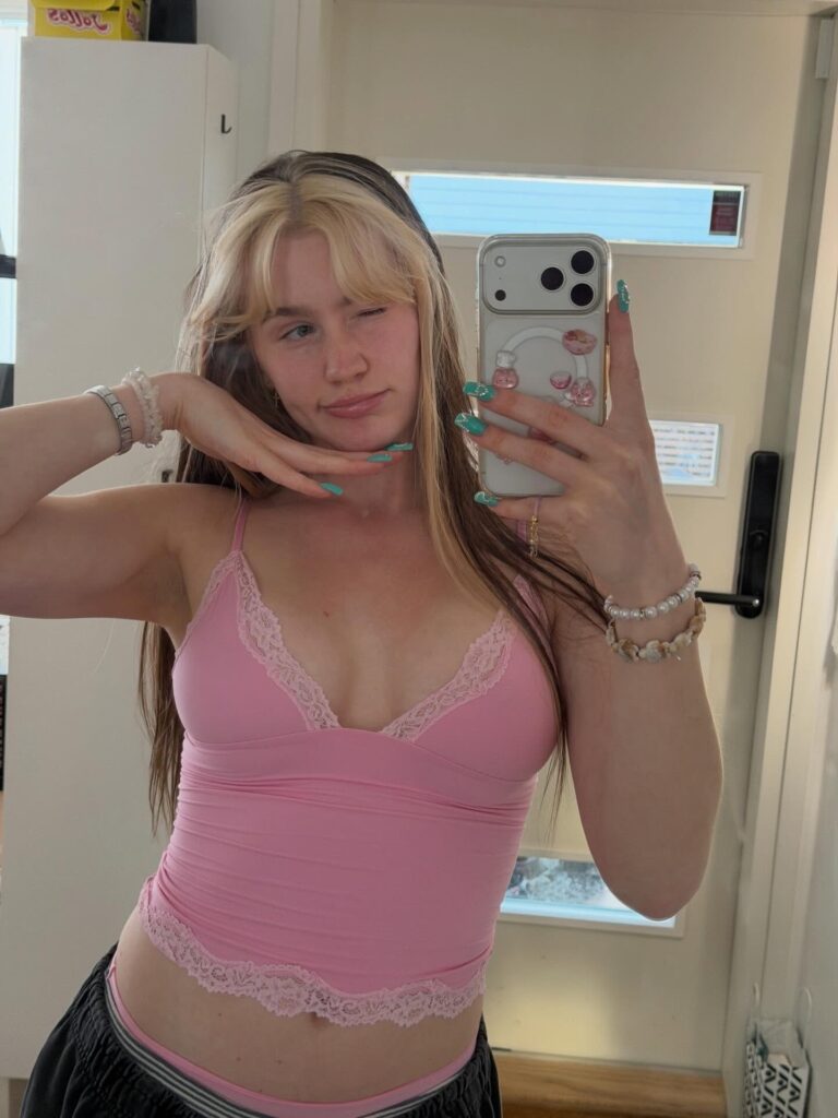 Helmi Kantola Tits